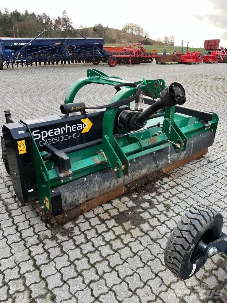 Spearhead Q 2500 HD Косилки