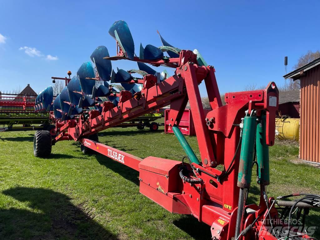 Kverneland PW100 Реверсивні плуги