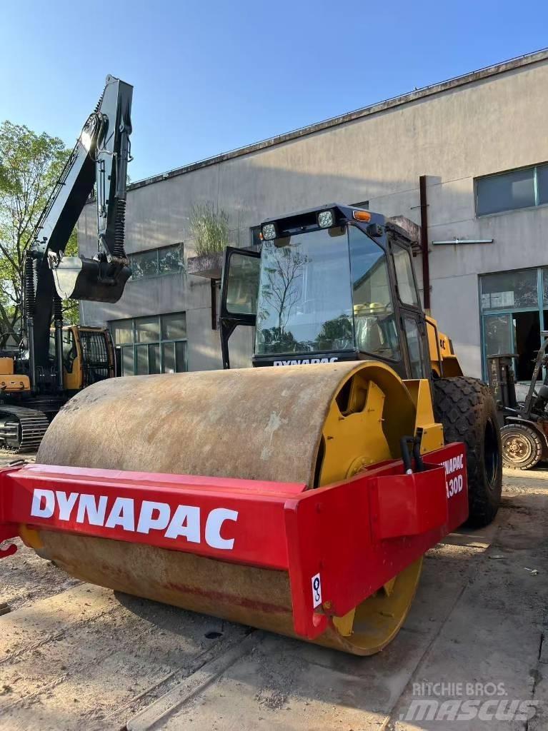 Dynapac CA 30 D Грунтові котки
