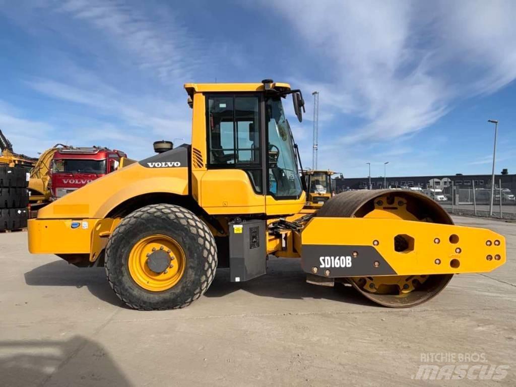 Volvo SD 160 B Грунтові котки