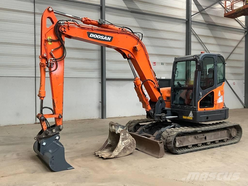 Doosan DX 85 R-3 Середні екскаватори 7т. - 12т.