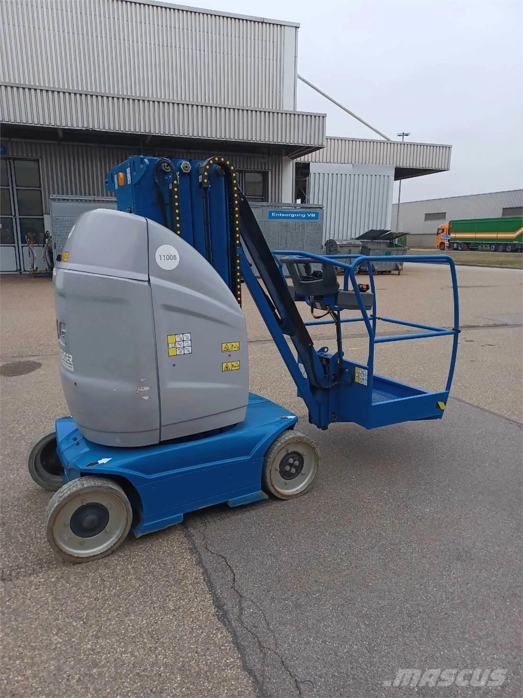 JLG Toucan 10E-L Колінчаті підйомники