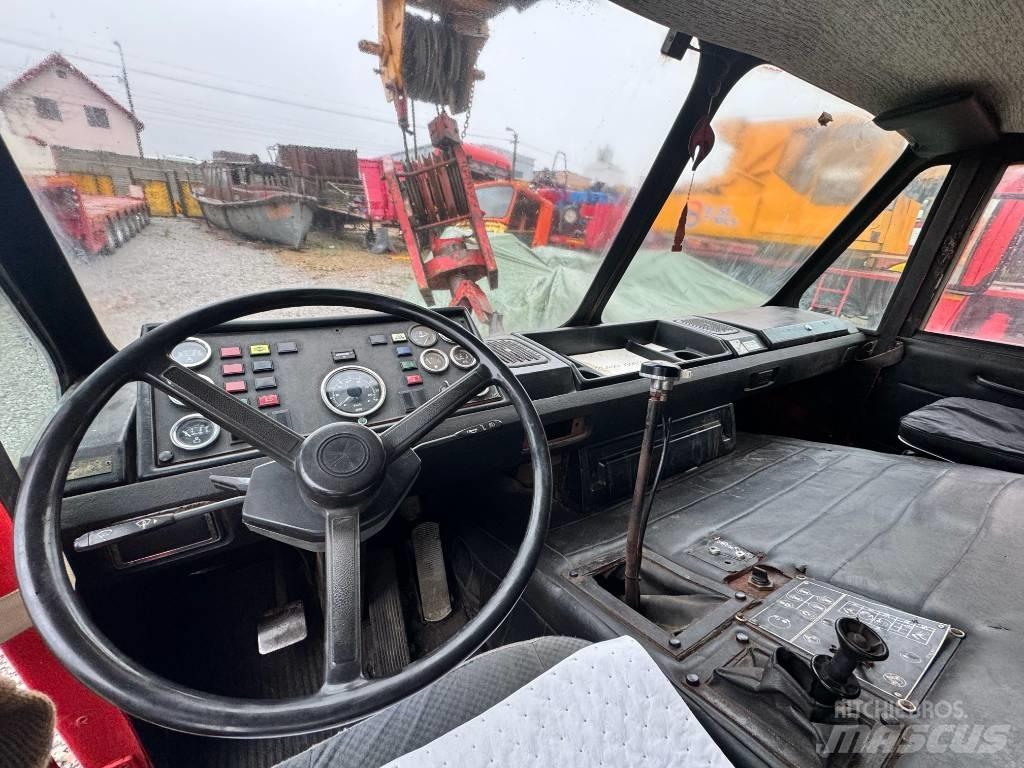 Coles 830T автокрани