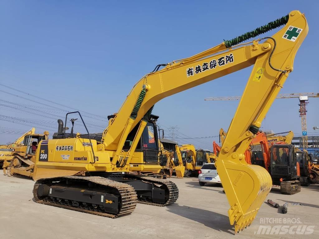 Komatsu PC 200-8N1 Гусеничні екскаватори
