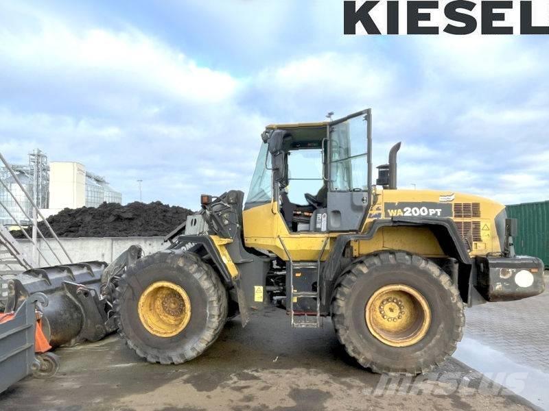 Komatsu WA 200 PT-5 Фронтальні навантажувачі