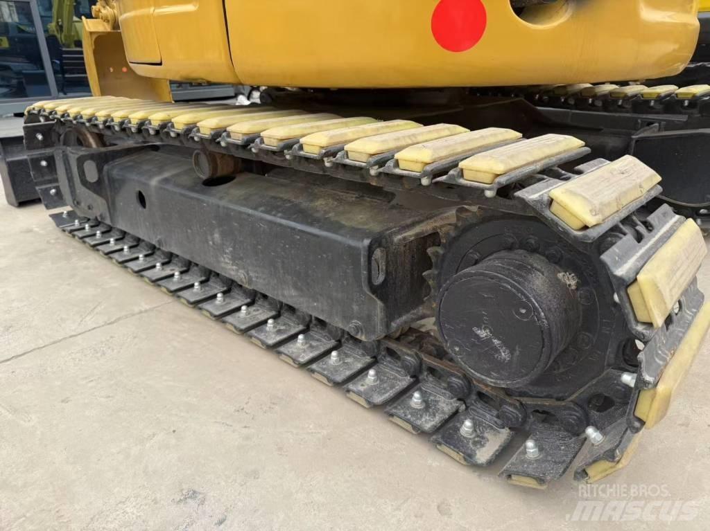 CAT 303.5 E Міні-екскаватори < 7т