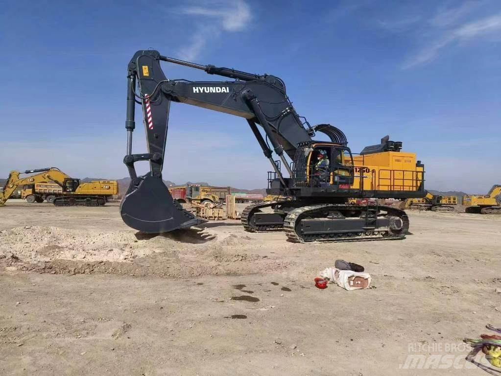 Hyundai HX1250 Гусеничні екскаватори
