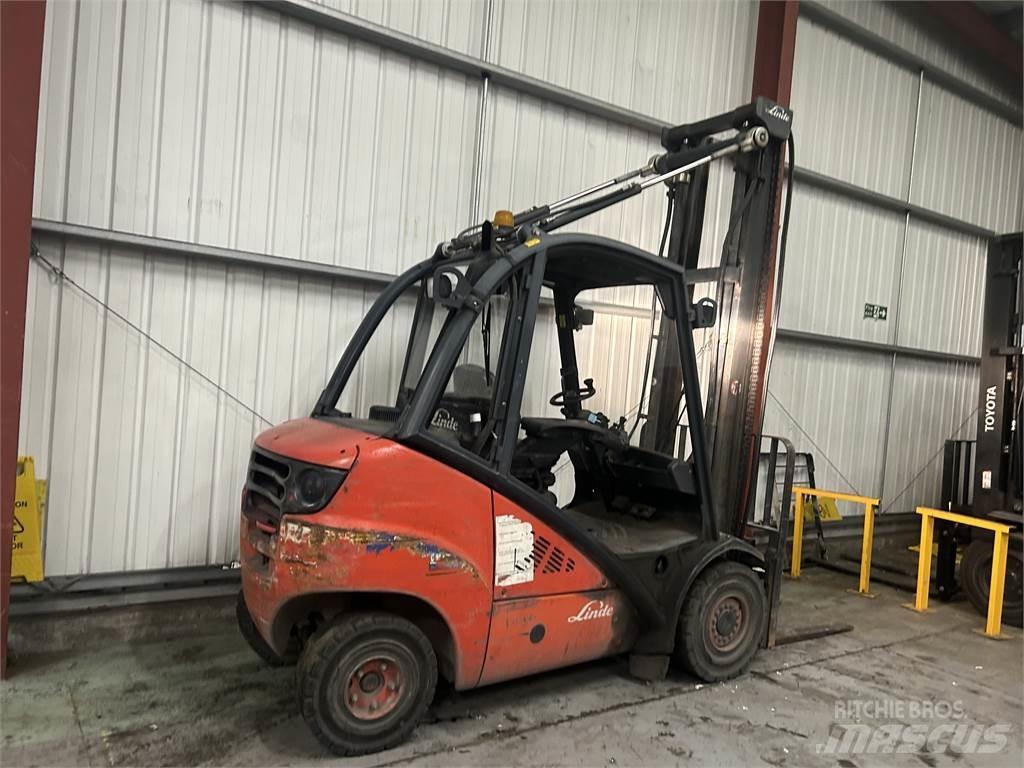Linde H30D Дизельні навантажувачі