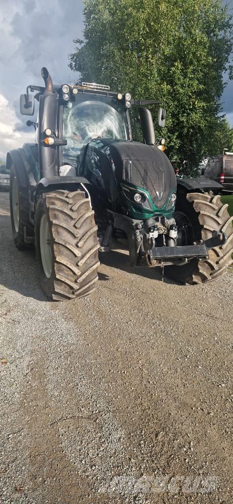 Valtra T194 versu Трактори