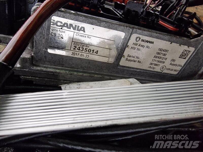 Scania DC930 C01 Двигуни
