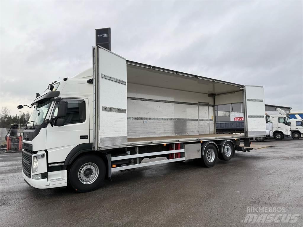 Volvo FM380 6x2 Фургони