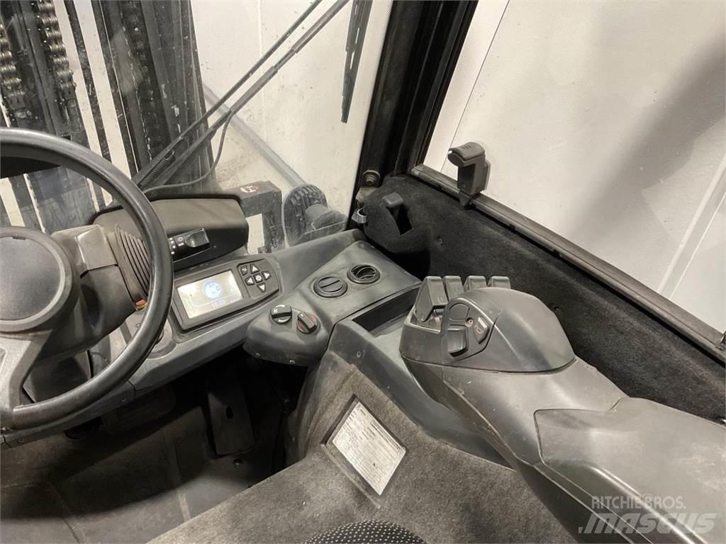 CAT EP35N Електронавантажувачі