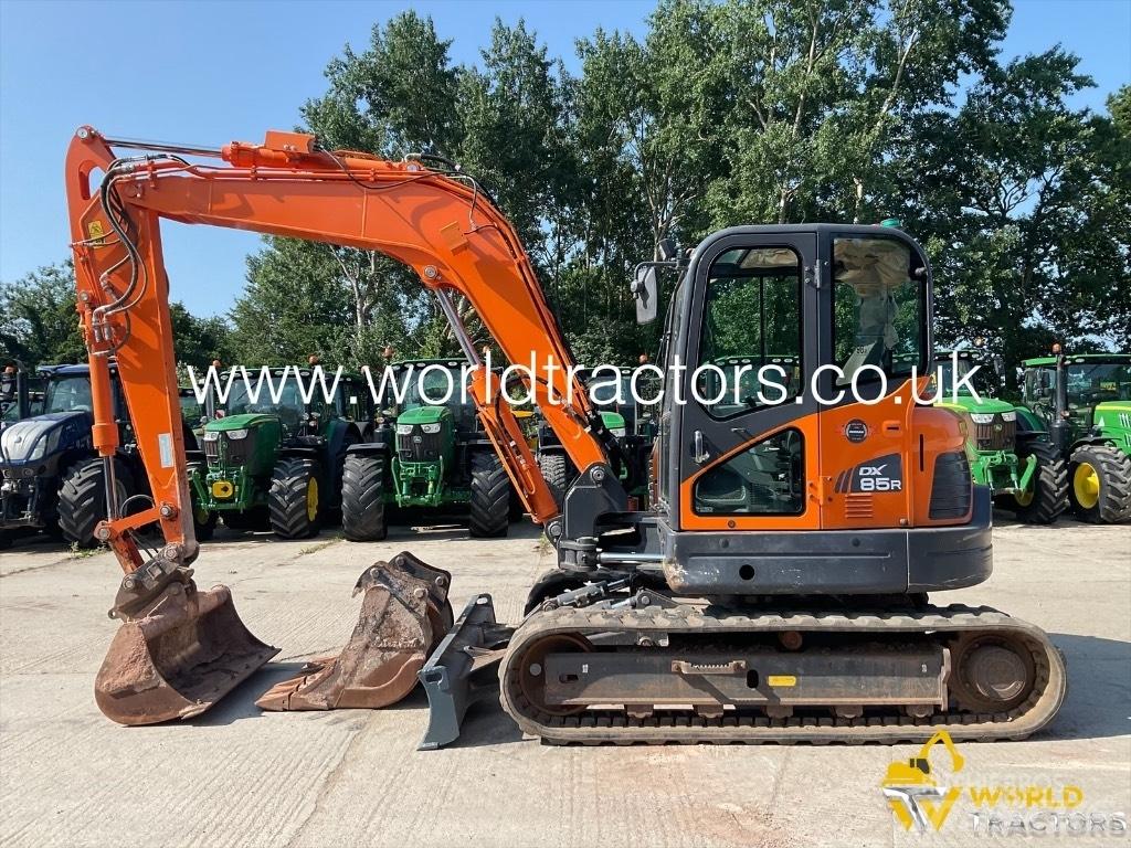 Doosan DX 85 R-3 Середні екскаватори 7т. - 12т.