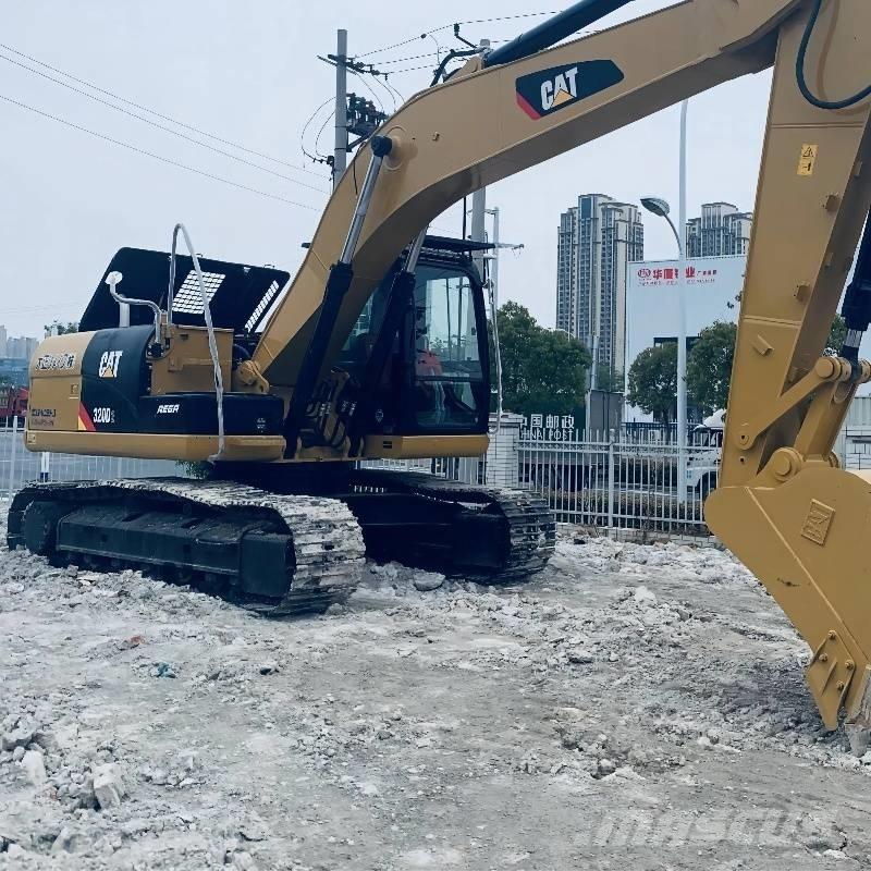 CAT 320 D Гусеничні екскаватори