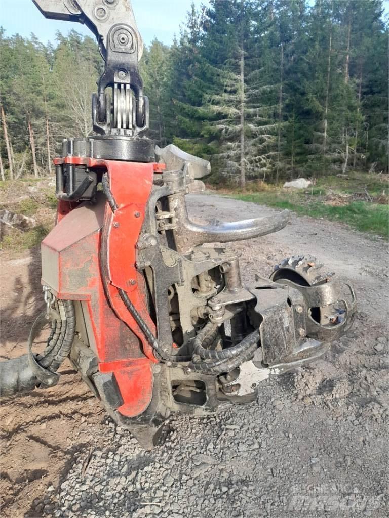 Komatsu C93 Валочні головки