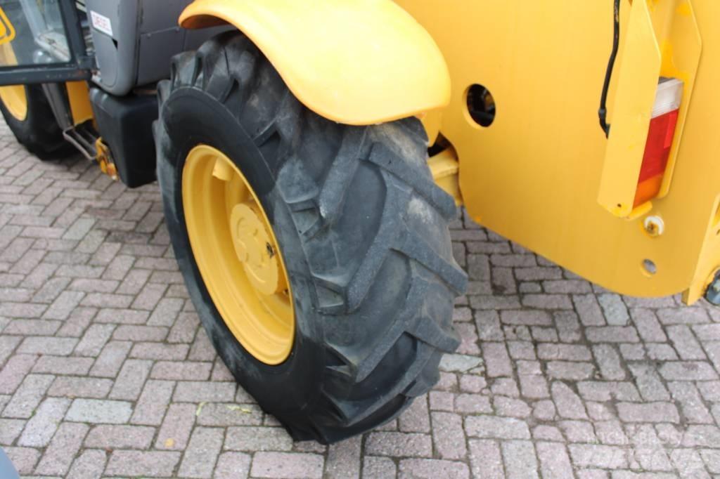 JCB 530-70 Телескопічні навантажувачі