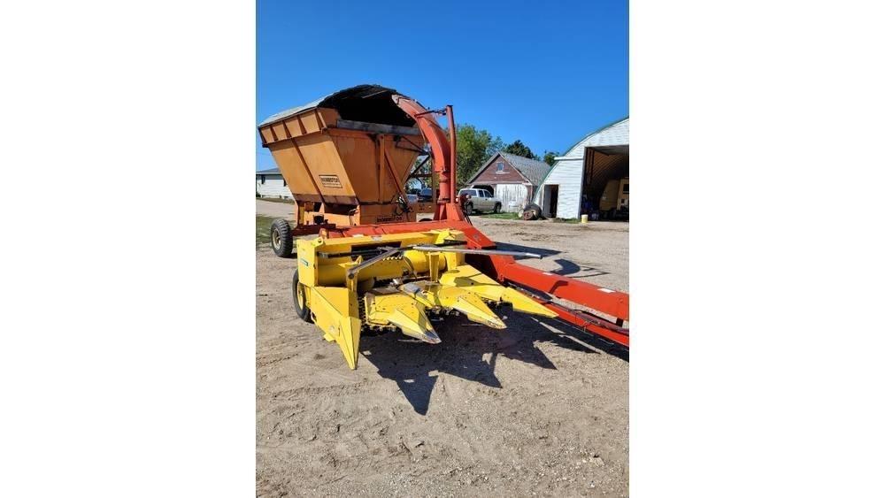 New Holland FP230 Фуражні комбайни