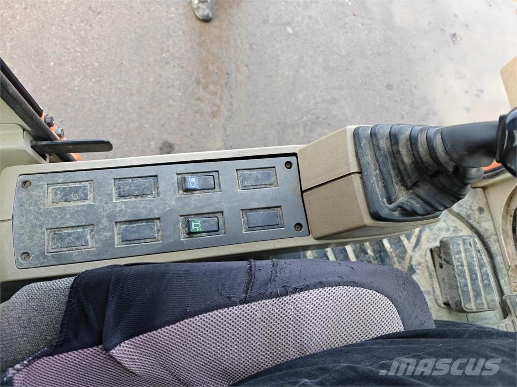 Daewoo 140 LC-V Гусеничні екскаватори