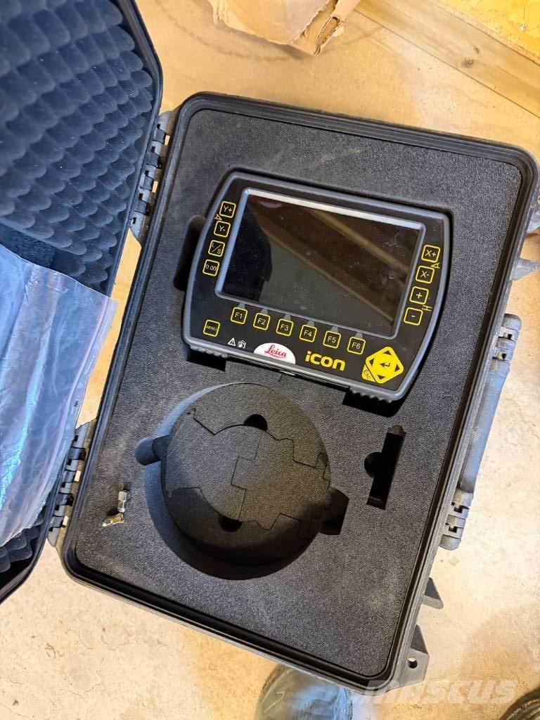 Hyundai HW 140 Колісні екскаватори