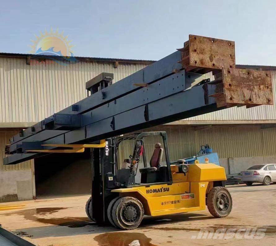 Komatsu FD 160 E-8 Дизельні навантажувачі