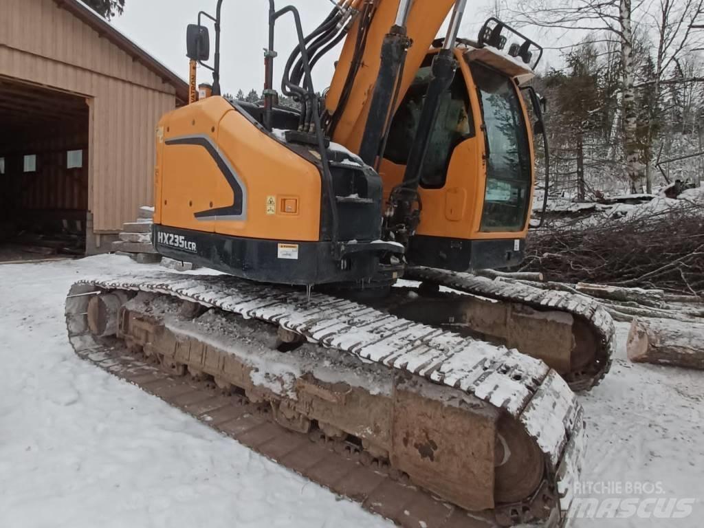 Hyundai HX 235 LCR Гусеничні екскаватори