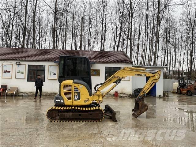 Komatsu PC35MR-2 Гусеничні екскаватори