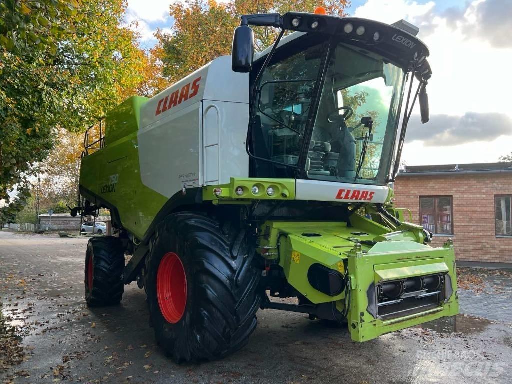 CLAAS 750 Зернозбиральні комбайни