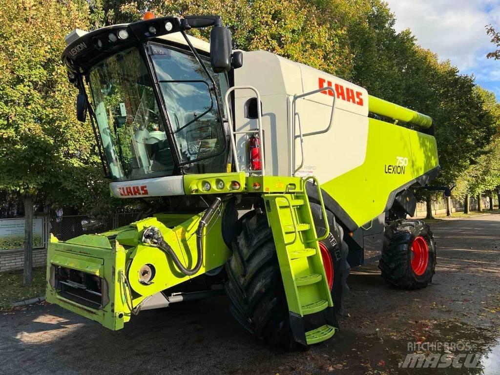 CLAAS 750 Зернозбиральні комбайни