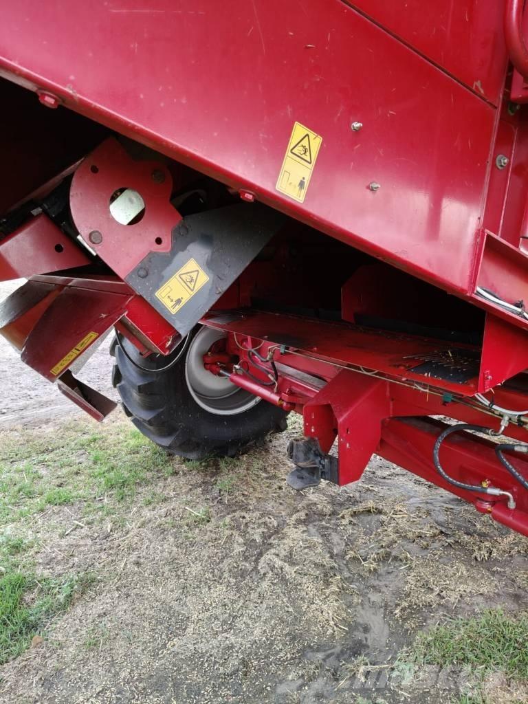 Case IH CF 80 Зернозбиральні комбайни