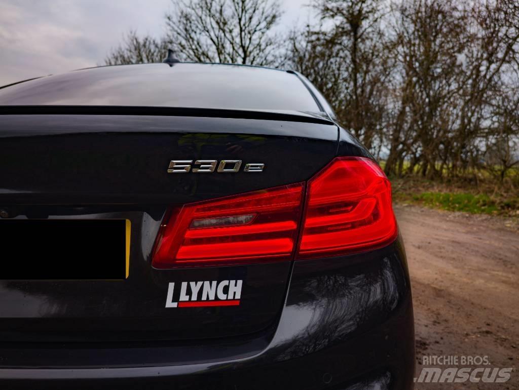 BMW 530e M Sport Автомобілі