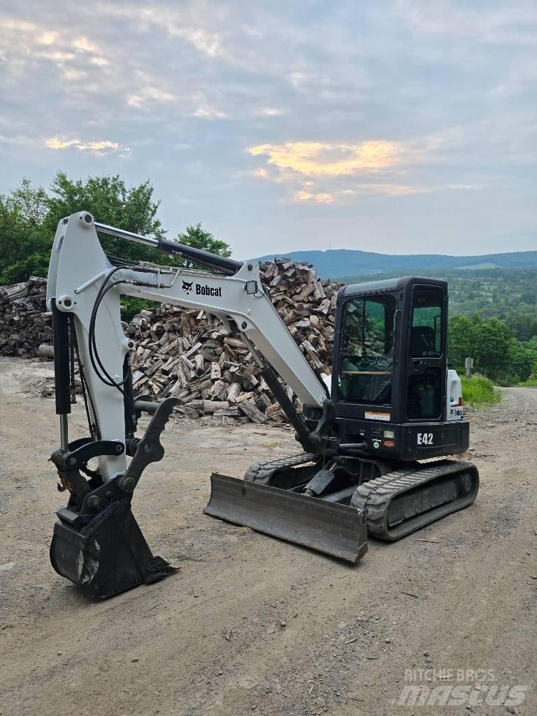 Bobcat E 42 Міні-екскаватори < 7т