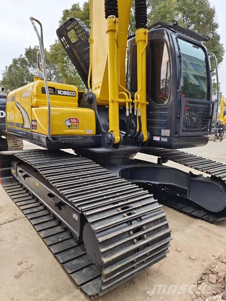 Kobelco SK 200 Гусеничні екскаватори