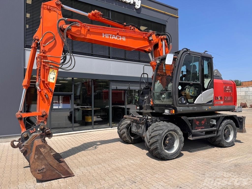 Hitachi 140W Колісні екскаватори