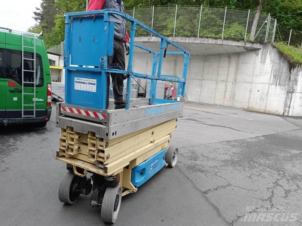 JLG 2030 ES Підйомники-ножиці