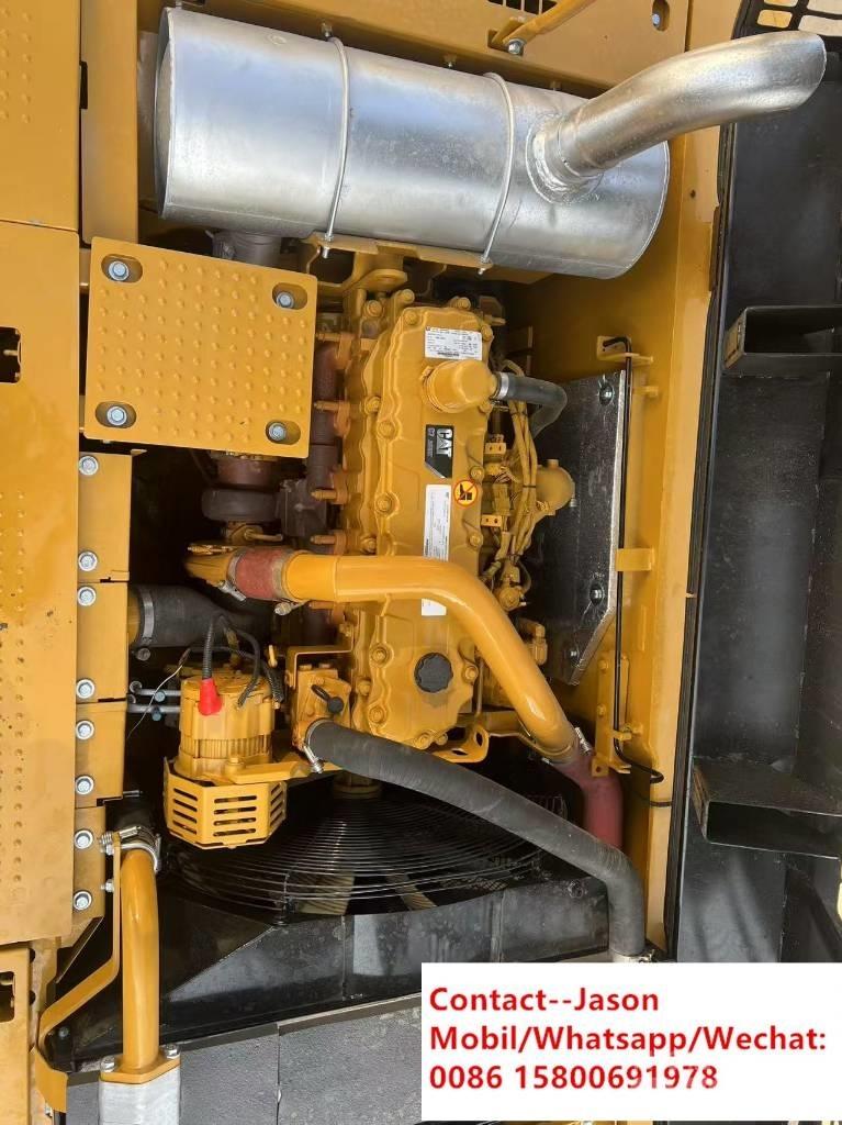 CAT 330 D2L Гусеничні екскаватори