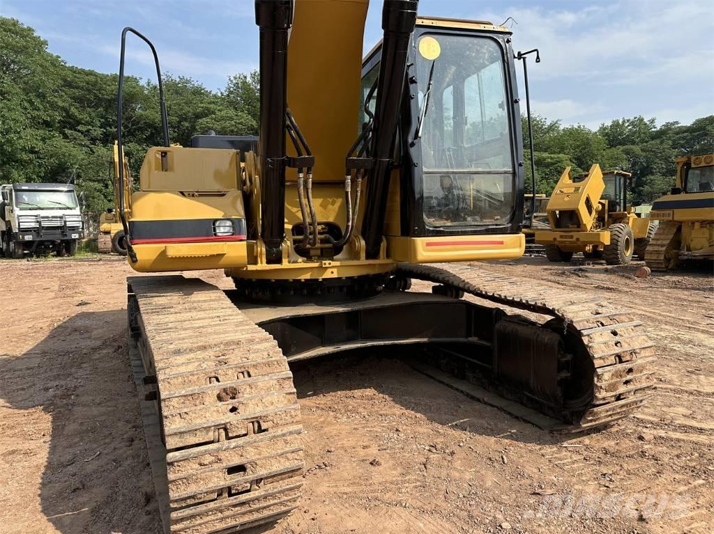 CAT 330 B L Гусеничні екскаватори