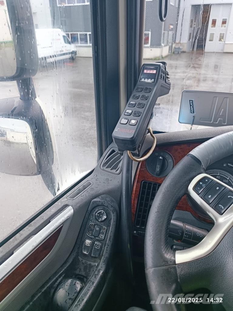 DAF XF 510 Вантажівки з гаковим підйомом