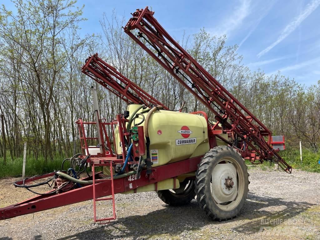 Hardi Commander 4200 Причіпні обприскувачі
