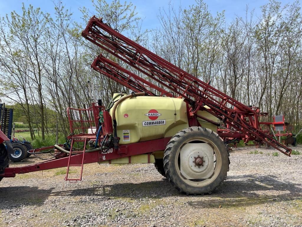Hardi Commander 4200 Причіпні обприскувачі