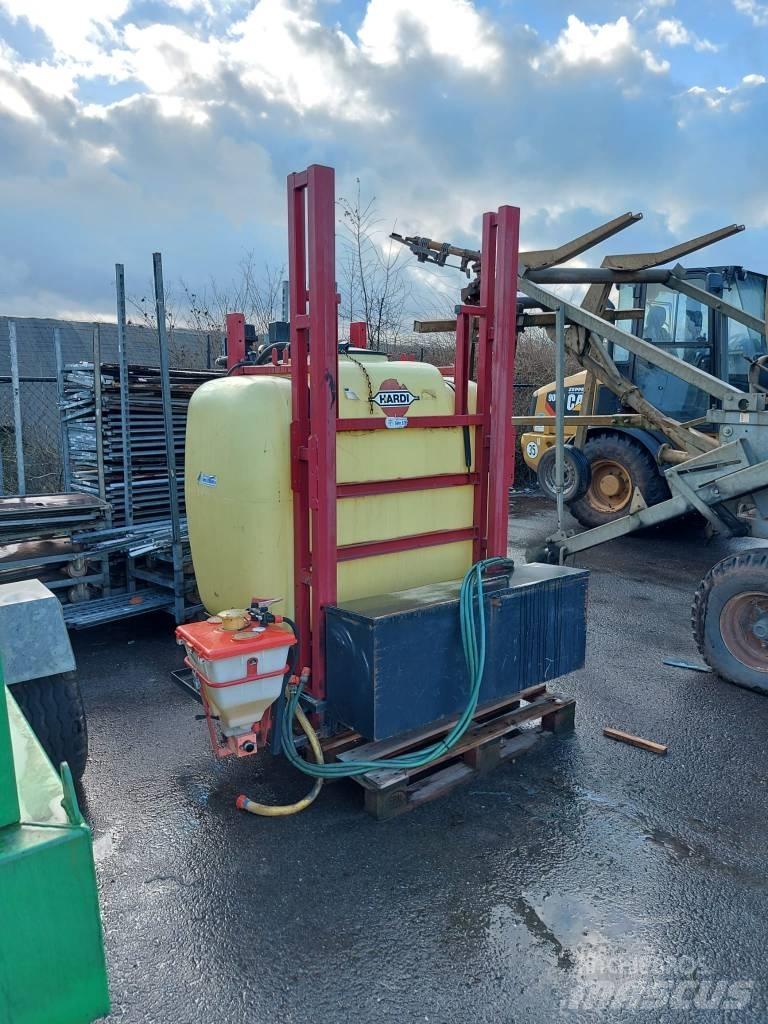 Hardi 1000 liter Навісні обприскувачі