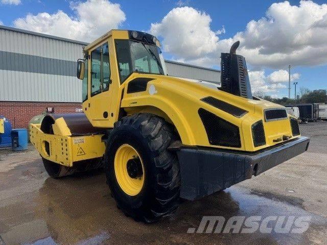 Bomag BW 216 DH-4i Грунтові котки