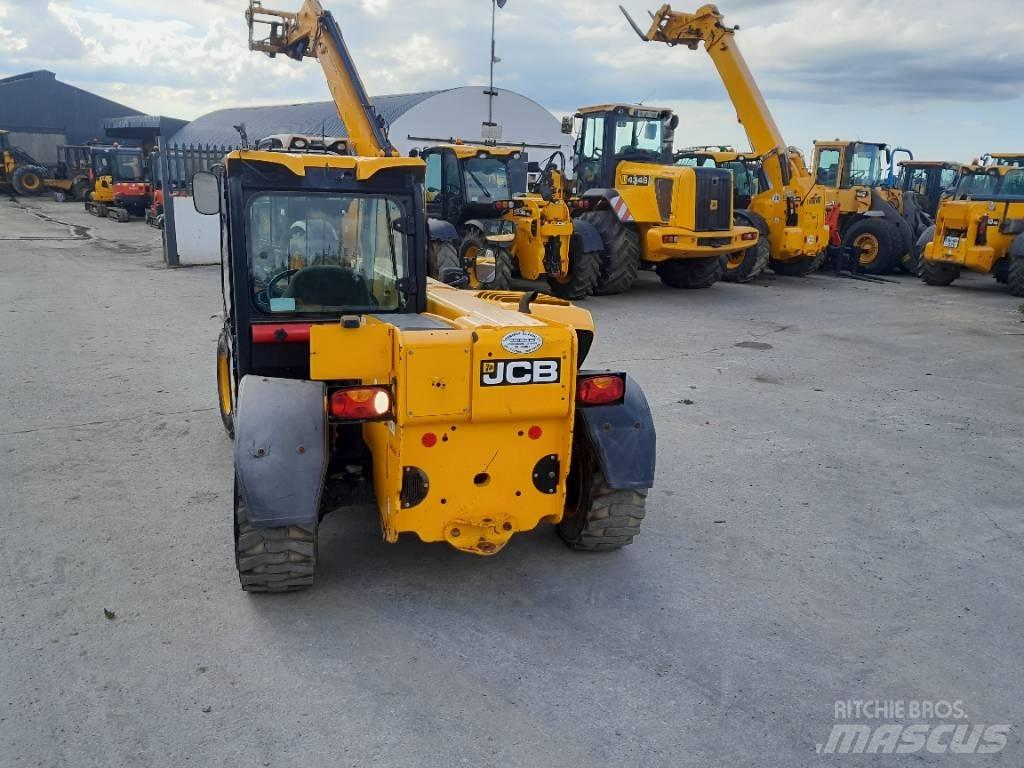 JCB 525-60 Телескопічні навантажувачі