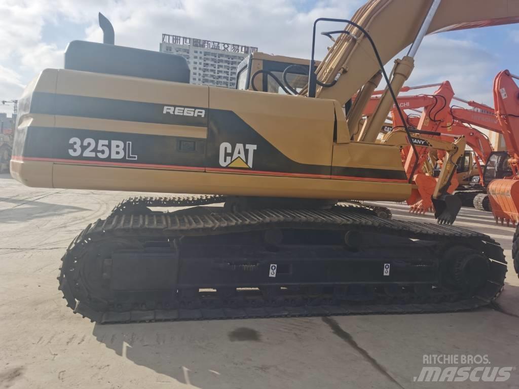 CAT 325 B L Гусеничні екскаватори