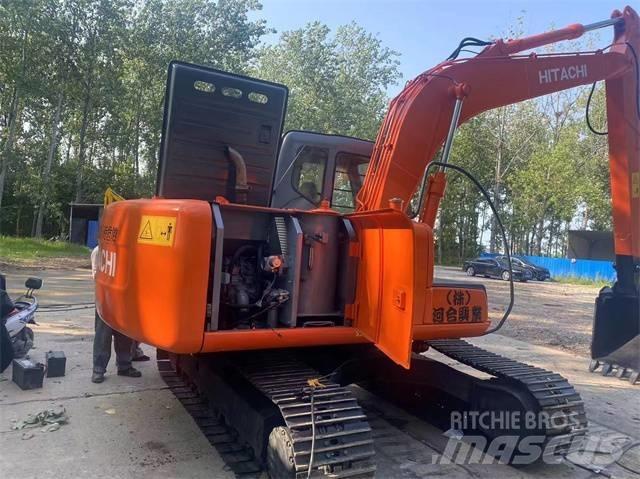 Hitachi EX 120-6 Гусеничні екскаватори
