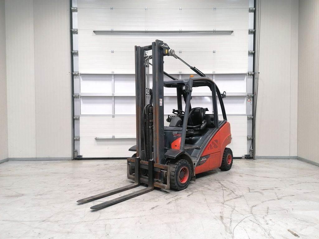 Linde H25D-02 Дизельні навантажувачі