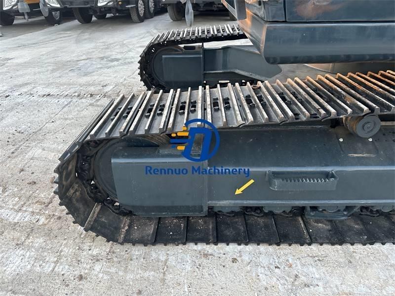 Hyundai HX220 HD Гусеничні екскаватори