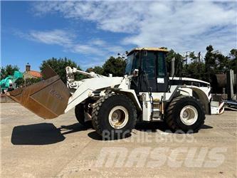 CAT 962 G Фронтальні навантажувачі