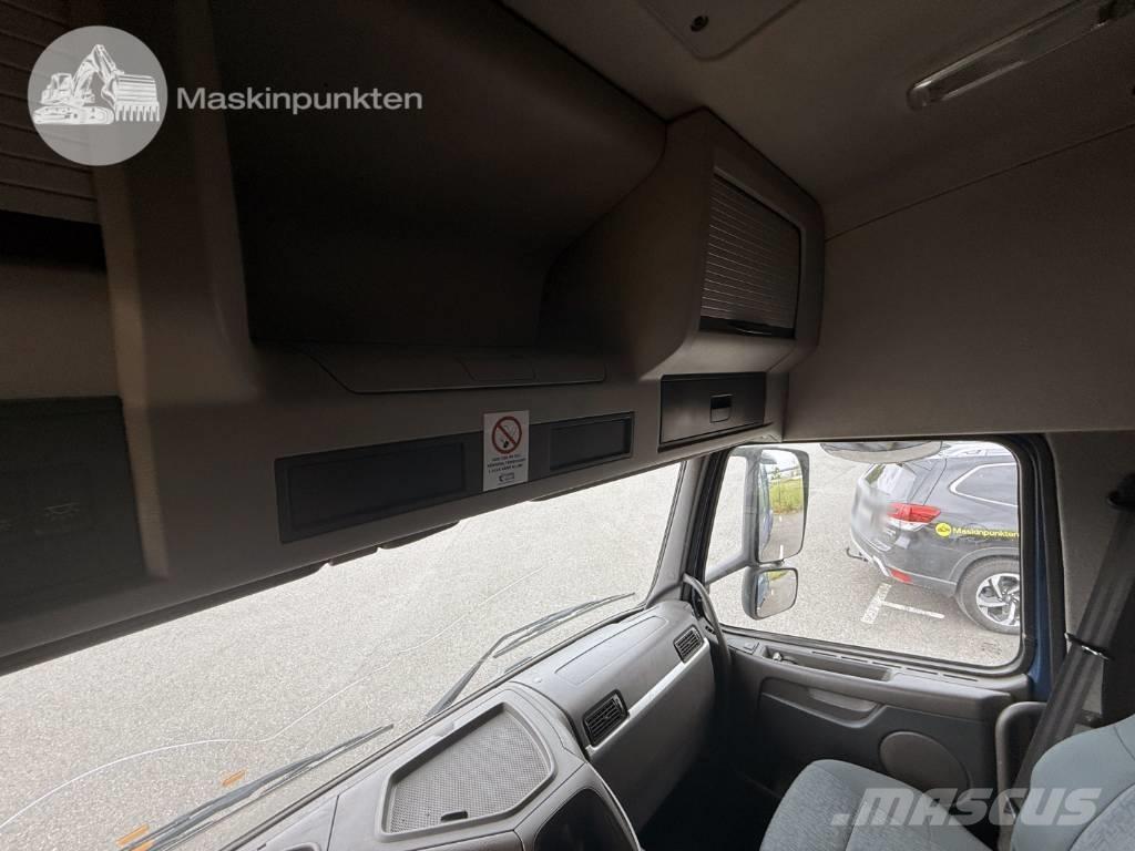 Volvo FH 16 660 Вантажівки з гаковим підйомом