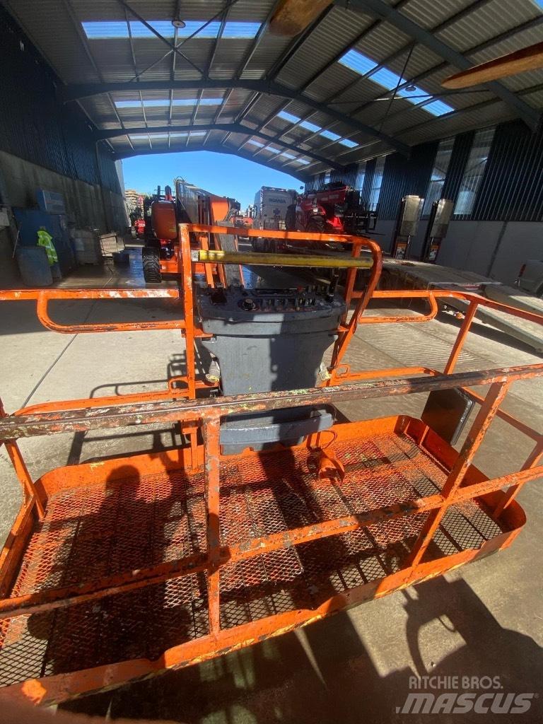 JLG 860 Телескопічні підйомники