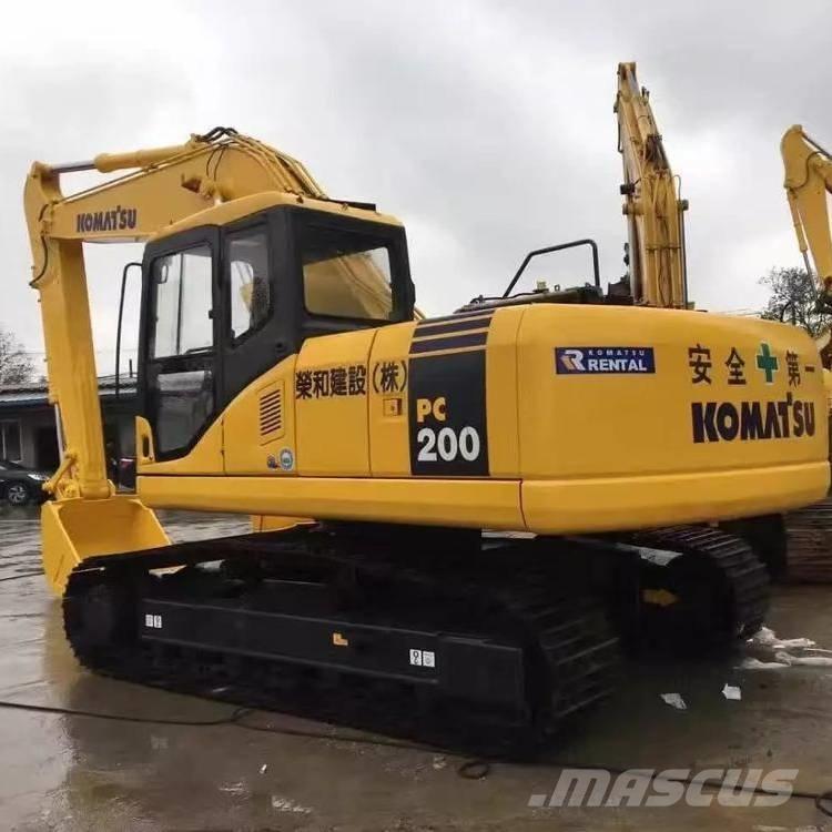 Komatsu PC 200-7 Гусеничні екскаватори